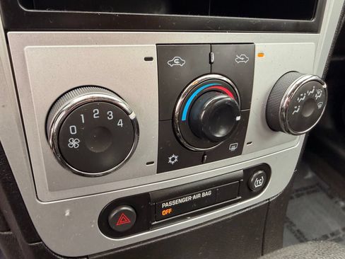 Used 2009 Chevrolet Malibu LT w/ Power Convenience Package FWD image 16