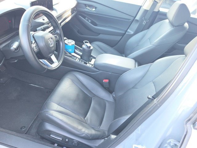 Used 2024 Honda Accord Touring image 11