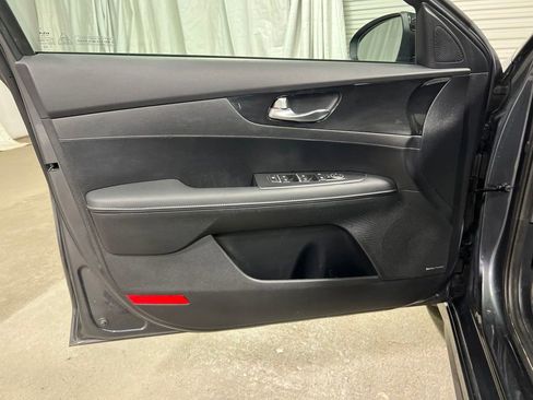 Used 2024 Kia Forte GT-Line w/ GT-Line Premium Package FWD image 21