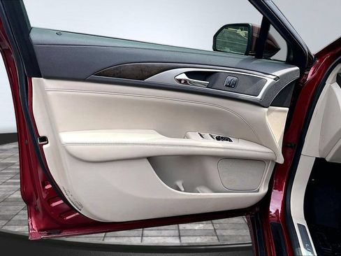 Used 2017 Lincoln MKZ Reserve w/ Climate Package AWD/4WD image 21