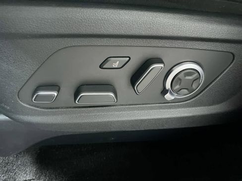 Used 2024 Hyundai Palisade Calligraphy image 20