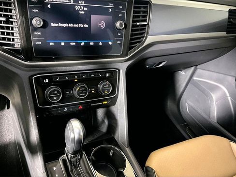 Used 2021 Volkswagen Atlas Cross Sport SEL R-Line image 25