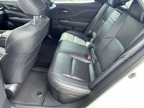 Used 2025 Toyota Crown Limited w/ Advanced Technology Package AWD/4WD image 11