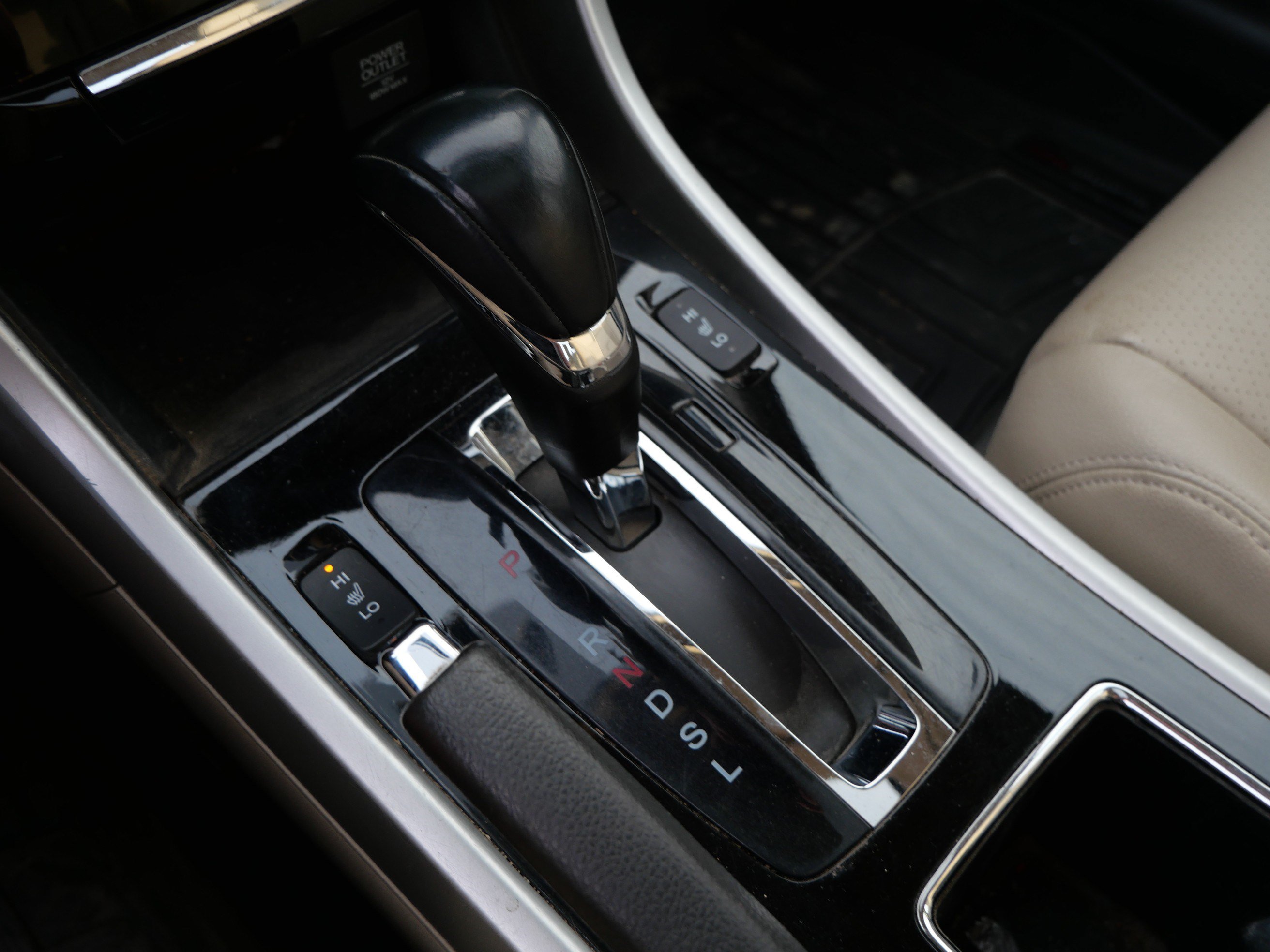 Used 2016 Honda Accord EX-L image 26