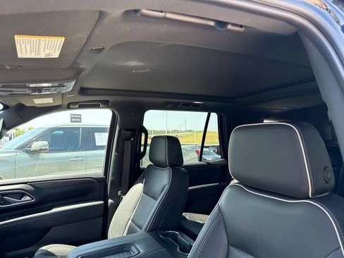 Used 2023 GMC Yukon SLT w/ SLT Premium Package RWD image 20