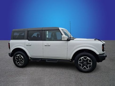 Used 2023 Ford Bronco Outer Banks AWD/4WD image 4