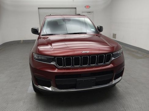 Used 2023 Jeep Grand Cherokee L Laredo AWD/4WD image 14
