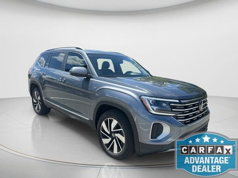 Used 2025 Volkswagen Atlas SEL image 7