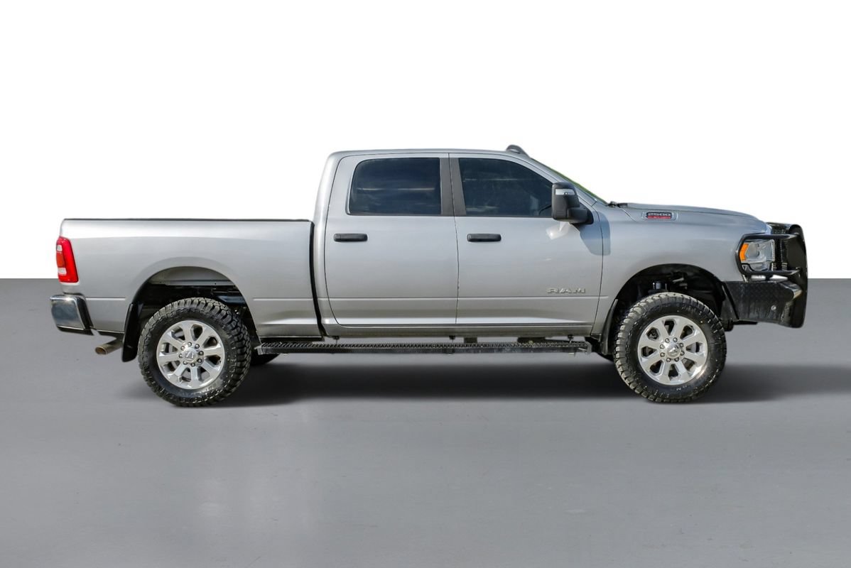 Used 2024 RAM 2500 Big Horn w/ Safety Group AWD/4WD image 5