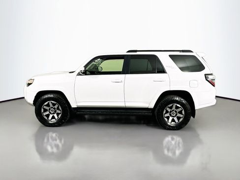 Certified 2023 Toyota 4Runner TRD Off-Road Premium AWD/4WD image 4