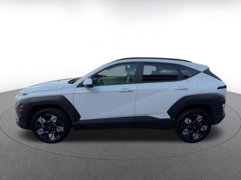 Used 2025 Hyundai Kona SEL image 7