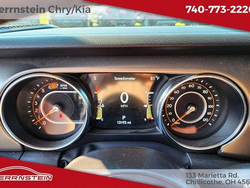 Used 2023 Jeep Wrangler Sport AWD/4WD image 7