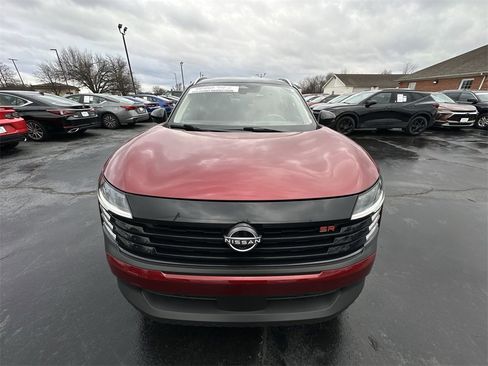 Used 2025 Nissan Kicks SR w/ SR Premium Package image 26