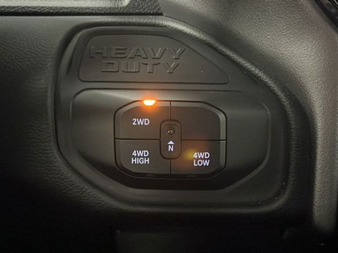 Used 2026 RAM 2500 Big Horn AWD/4WD image 31