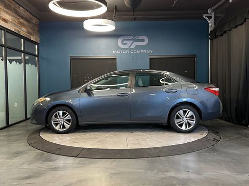 Used 2016 Toyota Corolla LE FWD image 6