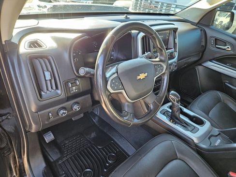 Used 2022 Chevrolet Colorado ZR2 AWD/4WD image 14
