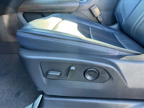 Used 2023 Chevrolet Silverado 1500 High Country w/ Technology Package image 20