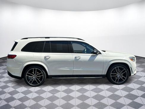 Used 2022 Mercedes-Benz GLS 450 4MATIC image 8