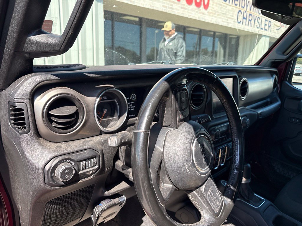 Used 2021 Jeep Gladiator Sport AWD/4WD image 3