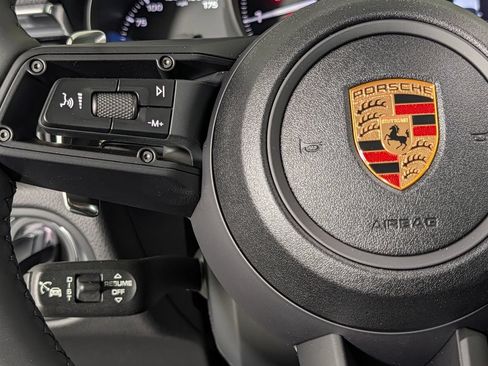 New 2026 Porsche Macan AWD/4WD image 37