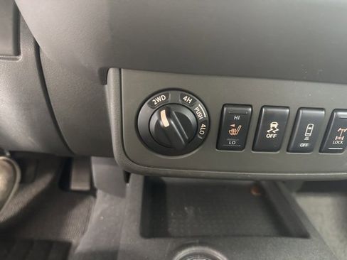 Used 2021 Nissan Frontier PRO-4X w/ Pro-4x Utility Package image 16