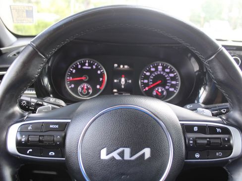 Used 2023 Kia K5 GT FWD image 26