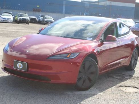 Used 2025 Tesla Model 3 Long Range image 7