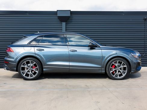 Used 2023 Audi SQ8 Prestige image 8