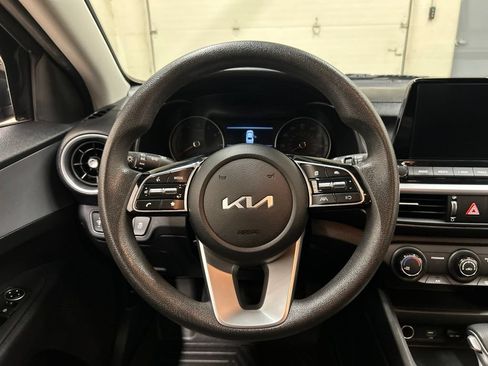 Used 2023 Kia Forte LXS FWD image 17