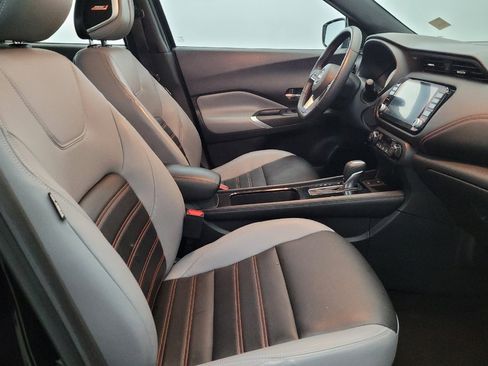 Used 2022 Nissan Kicks SR w/ Premium Package FWD image 21