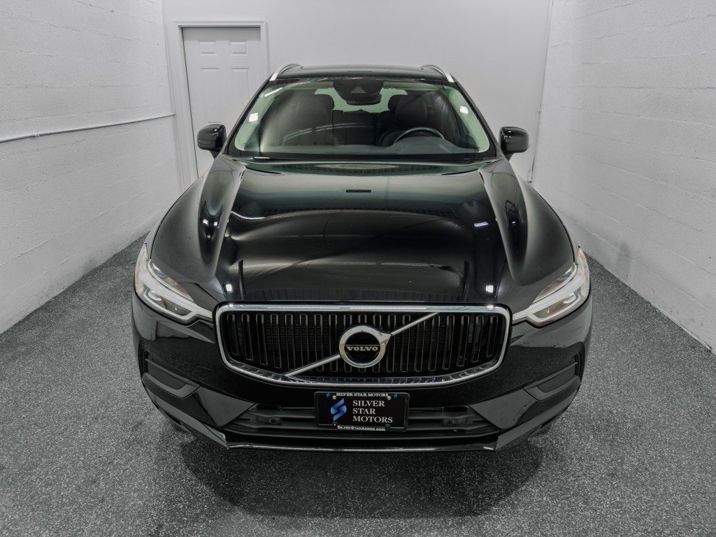 Used 2019 Volvo XC60 T5 Momentum w/ Multimedia Package AWD/4WD image 3