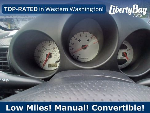 Used 2000 Toyota MR2 Base image 19