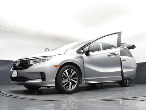 Used 2022 Honda Odyssey Touring image 33