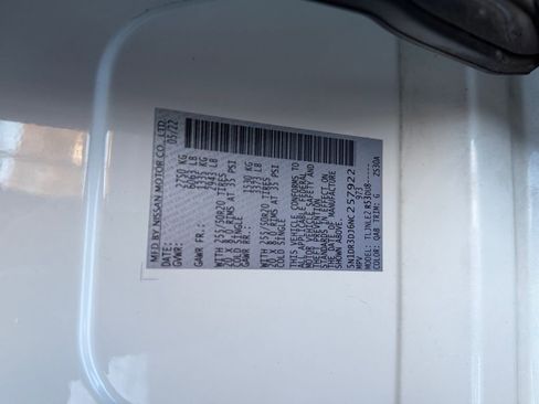 Used 2022 Nissan Pathfinder Platinum w/ Cargo Package image 19