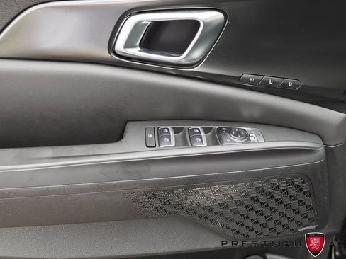 Used 2025 Kia Carnival SX Prestige FWD image 26