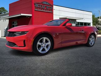 Used 2020 Chevrolet Camaro LT video 1