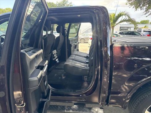 Used 2018 Ford F150 XLT w/ Equipment Group 302A Luxury AWD/4WD image 17