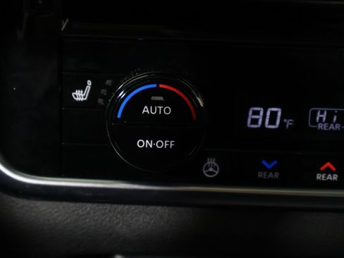Used 2023 Nissan Rogue Platinum AWD/4WD image 50