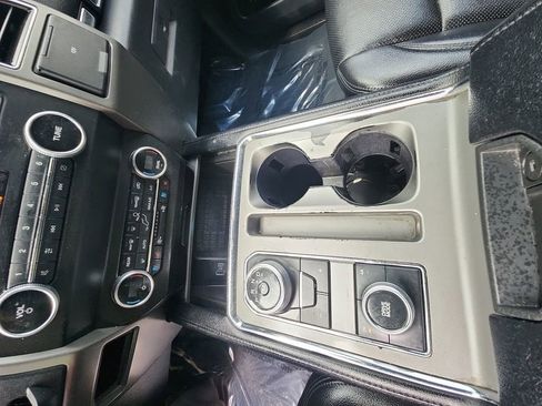 Used 2020 Ford Expedition Max XLT w/ Equipment Group 202A AWD/4WD image 22