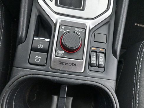 Used 2022 Subaru Forester Premium image 26