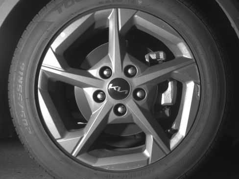 Used 2025 Kia K4 FWD image 13