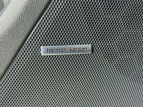 Used 2022 Subaru Crosstrek 2.5i Limited w/ Moonroof Package 2 image 21