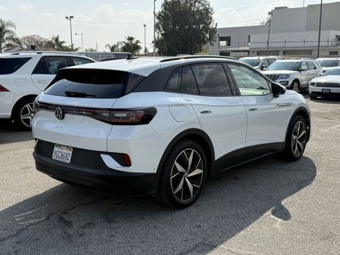 Used 2023 Volkswagen ID.4 Pro S image 6