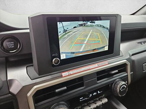 Used 2025 Toyota Tacoma SR5 AWD/4WD image 14