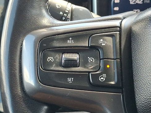 Used 2023 Chevrolet Silverado 1500 High Country w/ Technology Package image 22