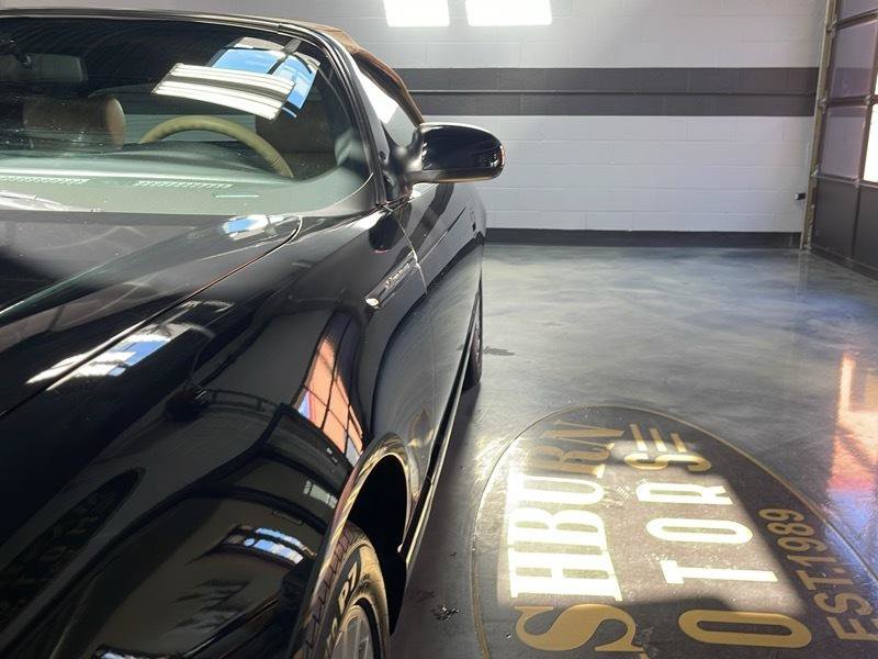 Used 2005 Ford Thunderbird RWD image 4