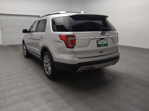 Used 2017 Ford Explorer Limited FWD image 5