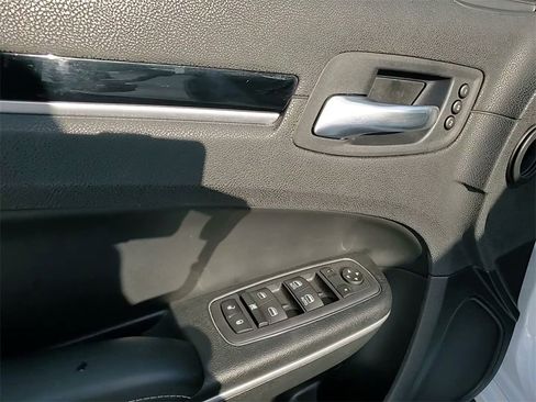 Used 2023 Chrysler 300 S w/ Comfort Group image 23