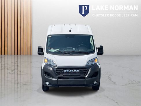 New 2025 RAM ProMaster 2500 w/ Convenience Group image 3