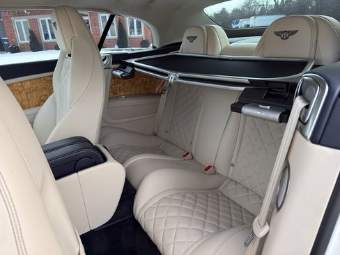 Used 2017 Bentley Continental GT image 16